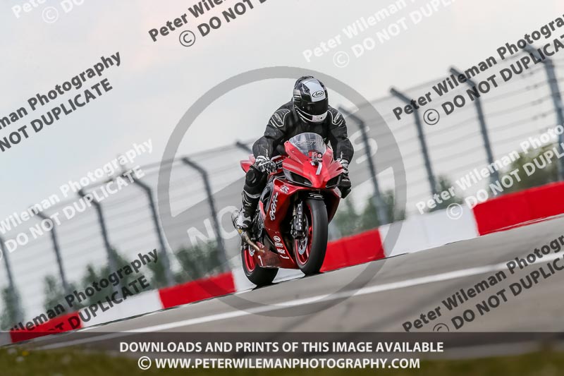 PJ Motorsport Photography;donington no limits trackday;donington park photographs;donington trackday photographs;no limits trackdays;peter wileman photography;trackday digital images;trackday photos